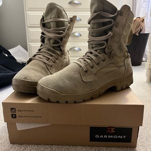 Garmont T8 hiking boots